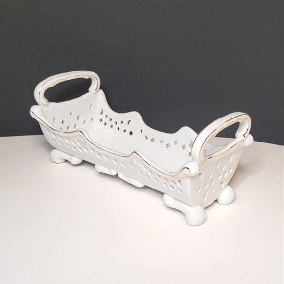 Cracker Serving Boat Vintage Porcelain Treasures Dish with 24kt Gold Trim - Picture 10 of 10